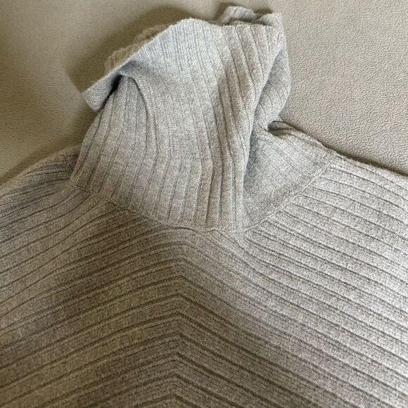 ANTHROPOLOGIE MOTH Tisbury Turtleneck Mock Neck Sweater Ribbed Gray Size XL - Picture 12 of 16